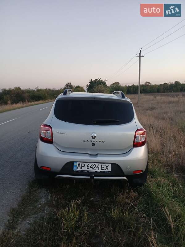 Хэтчбек Renault Sandero 2016 в Запорожье фото 4 Хэтчбек Renault Sandero 2016 в Запорожье