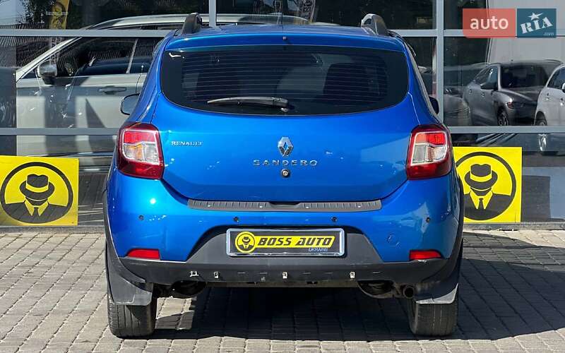 Хэтчбек Renault Sandero 2014 в Ивано-Франковске