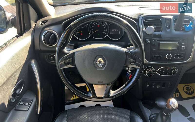 Хэтчбек Renault Sandero 2014 в Ивано-Франковске