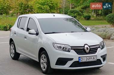 Хэтчбек Renault Sandero 2020 в 