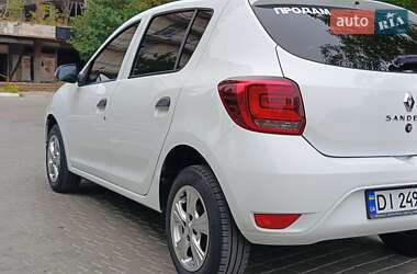 Хэтчбек Renault Sandero 2020 в 
