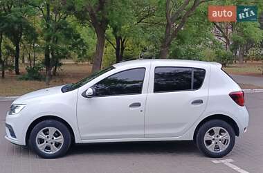 Хэтчбек Renault Sandero 2020 в 