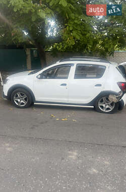 Renault Sandero 2017