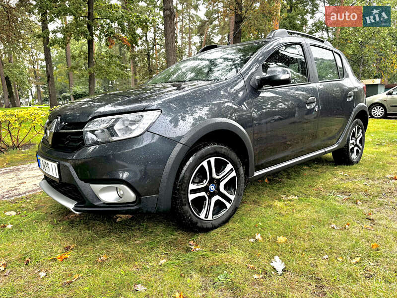 Хэтчбек Renault Sandero 2020 в Ирпене