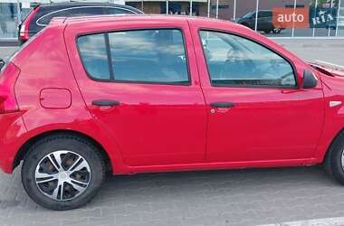 Хэтчбек Renault Sandero 2009 в Киеве
