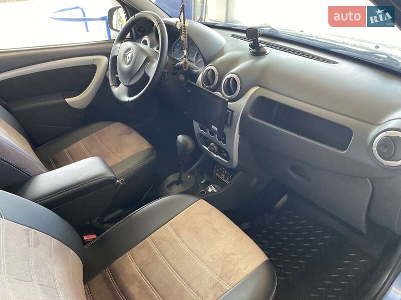 Хетчбек Renault Sandero 2011 в Миколаєві