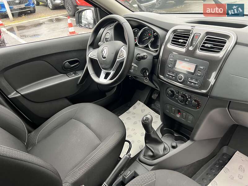 Хэтчбек Renault Sandero 2019 в Киеве