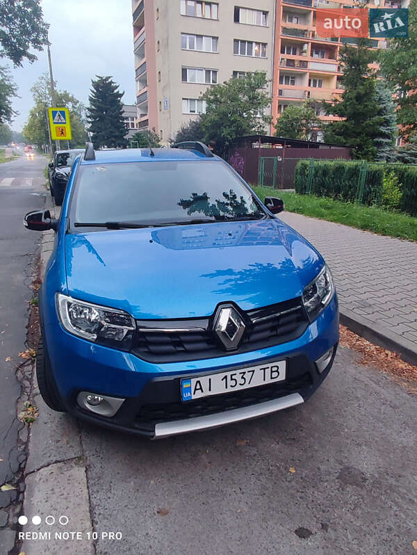 Хэтчбек Renault Sandero 2019 в 