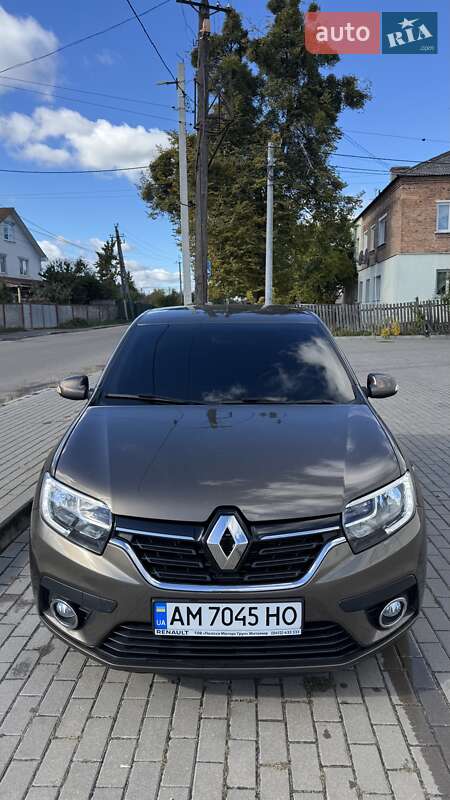 Хэтчбек Renault Sandero 2020 в 