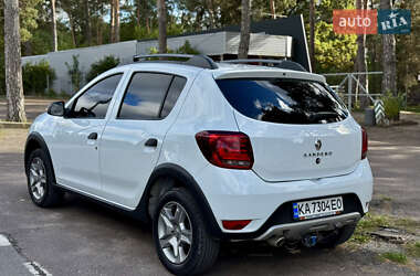 Хэтчбек Renault Sandero 2021 в 