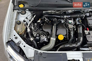 Хэтчбек Renault Sandero 2021 в 