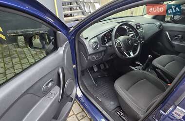 Хэтчбек Renault Sandero 2019 в 