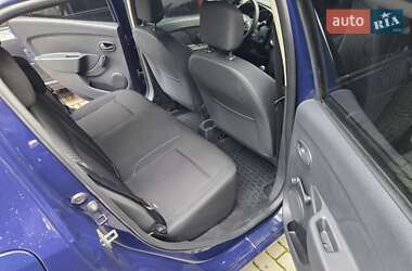 Хэтчбек Renault Sandero 2019 в 