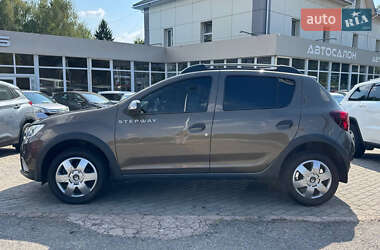 Хетчбек Renault Sandero 2019 в 