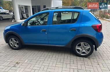 Хэтчбек Renault Sandero 2017 в 