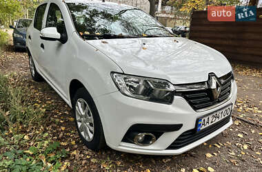 Хетчбек Renault Sandero 2019 в 