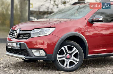 Хэтчбек Renault Sandero 2019 в 