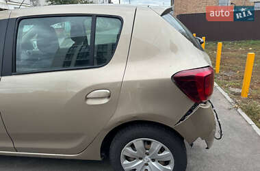 Хэтчбек Renault Sandero 2020 в 