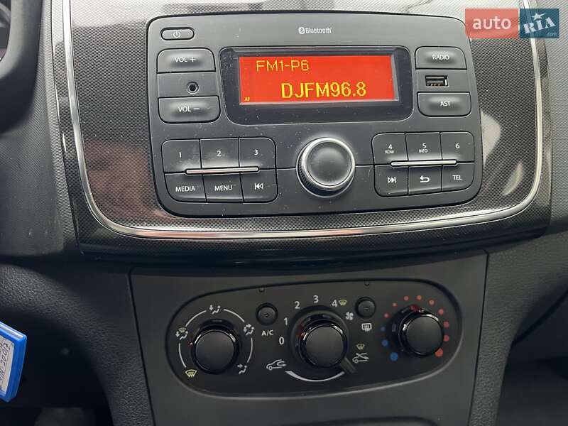 Хэтчбек Renault Sandero 2019 в Киеве фото 24 Хэтчбек Renault Sandero 2019 в Киеве