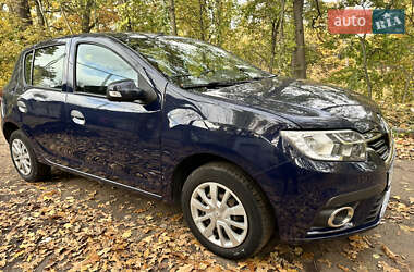 Хэтчбек Renault Sandero 2019 в Киеве