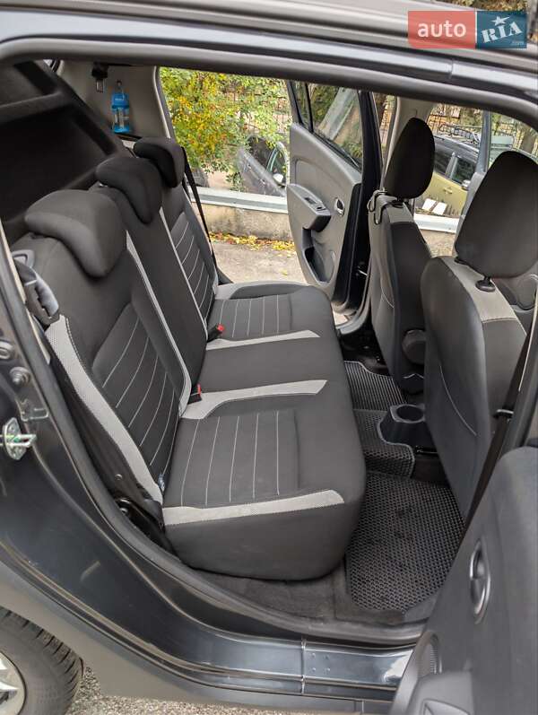Хэтчбек Renault Sandero 2020 в Кропивницком фото 18 Хэтчбек Renault Sandero 2020 в Кропивницком