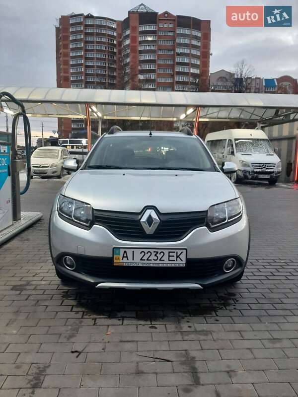 Хэтчбек Renault Sandero 2014 в Белой Церкви