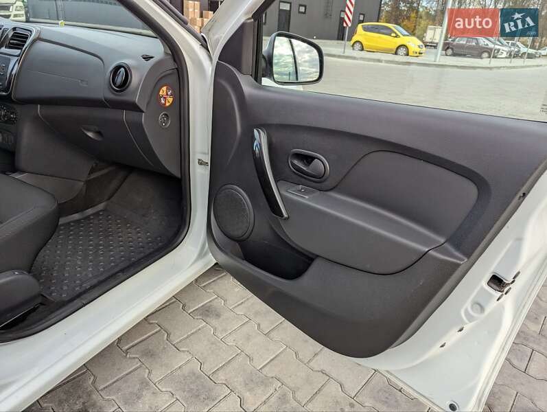 Хэтчбек Renault Sandero 2019 в Виннице