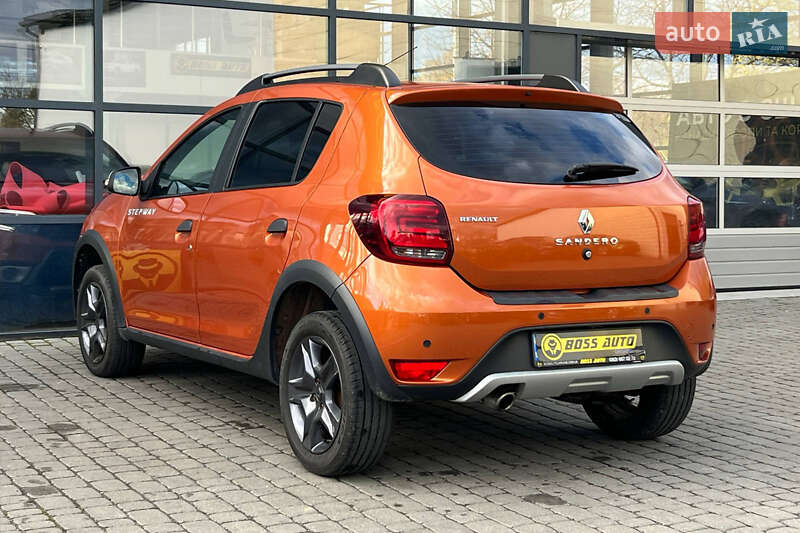 Хетчбек Renault Sandero 2017 в Івано-Франківську фото 5 Хетчбек Renault Sandero 2017 в Івано-Франківську
