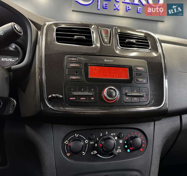 Хэтчбек Renault Sandero 2019 в Киеве фото 34 Хэтчбек Renault Sandero 2019 в Киеве