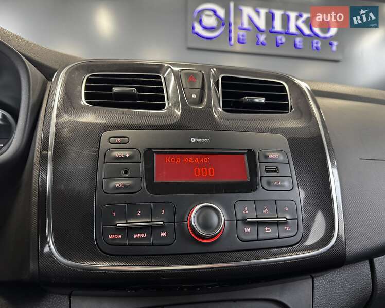 Хэтчбек Renault Sandero 2019 в Киеве фото 32 Хэтчбек Renault Sandero 2019 в Киеве