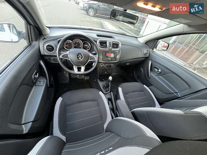 Хэтчбек Renault Sandero 2020 в Киеве