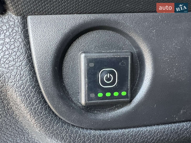 Хэтчбек Renault Sandero 2016 в Шептицькому фото 25 Хэтчбек Renault Sandero 2016 в Шептицькому