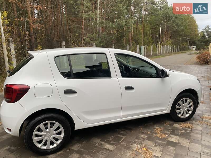 Хэтчбек Renault Sandero 2018 в Броварах