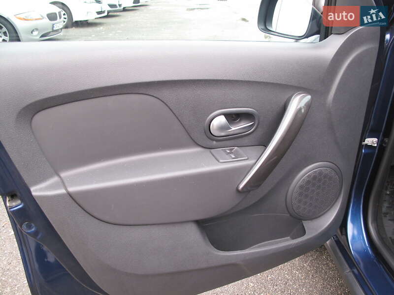 Хэтчбек Renault Sandero 2019 в Киеве фото 25 Хэтчбек Renault Sandero 2019 в Киеве