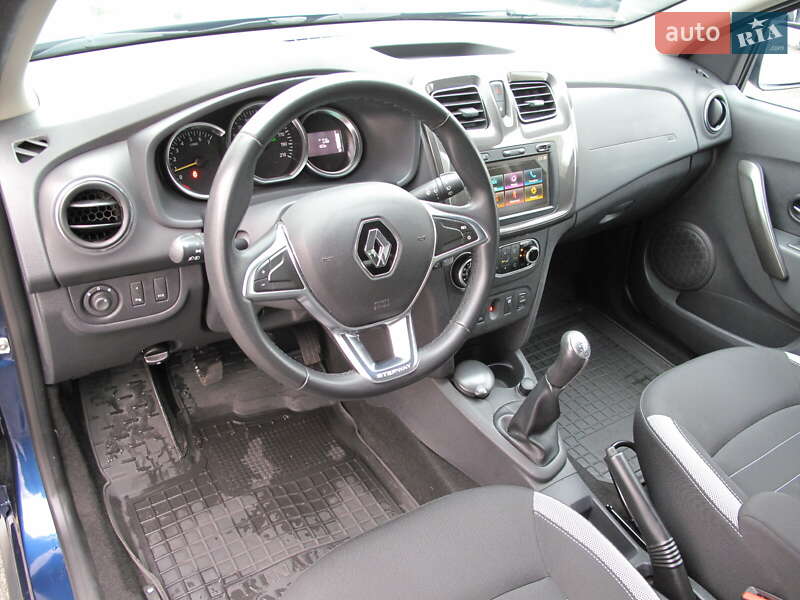 Хэтчбек Renault Sandero 2019 в Киеве фото 32 Хэтчбек Renault Sandero 2019 в Киеве