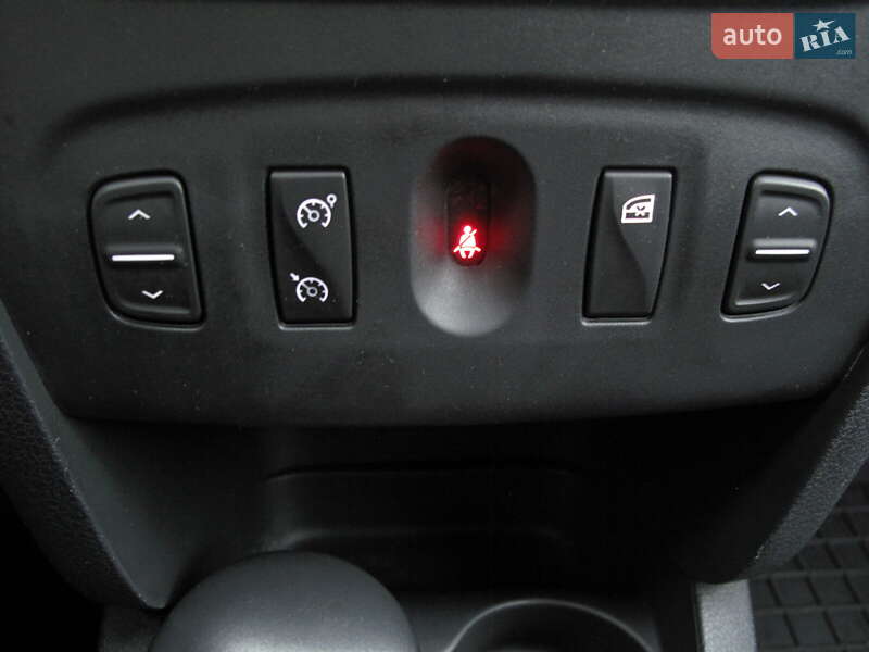 Хэтчбек Renault Sandero 2019 в Киеве фото 80 Хэтчбек Renault Sandero 2019 в Киеве