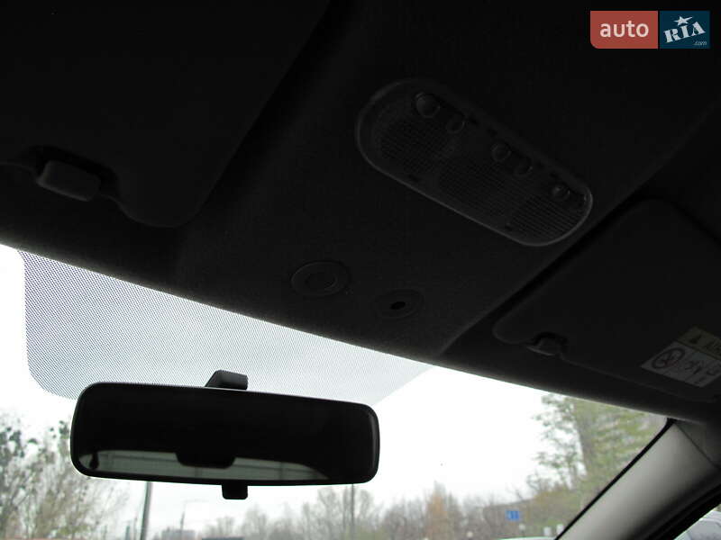 Хэтчбек Renault Sandero 2019 в Киеве фото 82 Хэтчбек Renault Sandero 2019 в Киеве