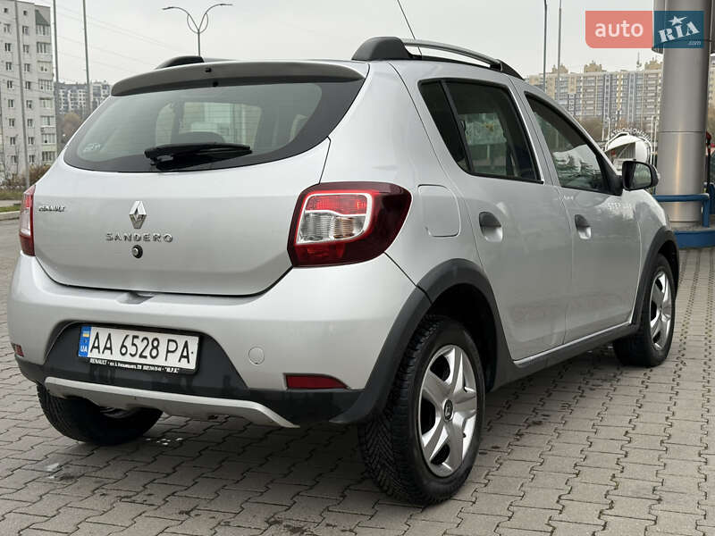 Хэтчбек Renault Sandero 2016 в Хмельницком фото 10 Хэтчбек Renault Sandero 2016 в Хмельницком