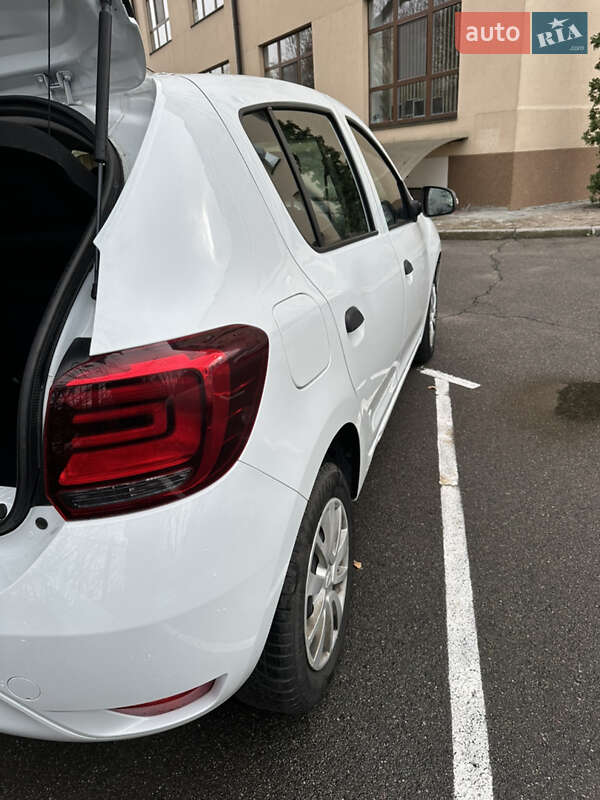 Хэтчбек Renault Sandero 2019 в Киеве фото 15 Хэтчбек Renault Sandero 2019 в Киеве