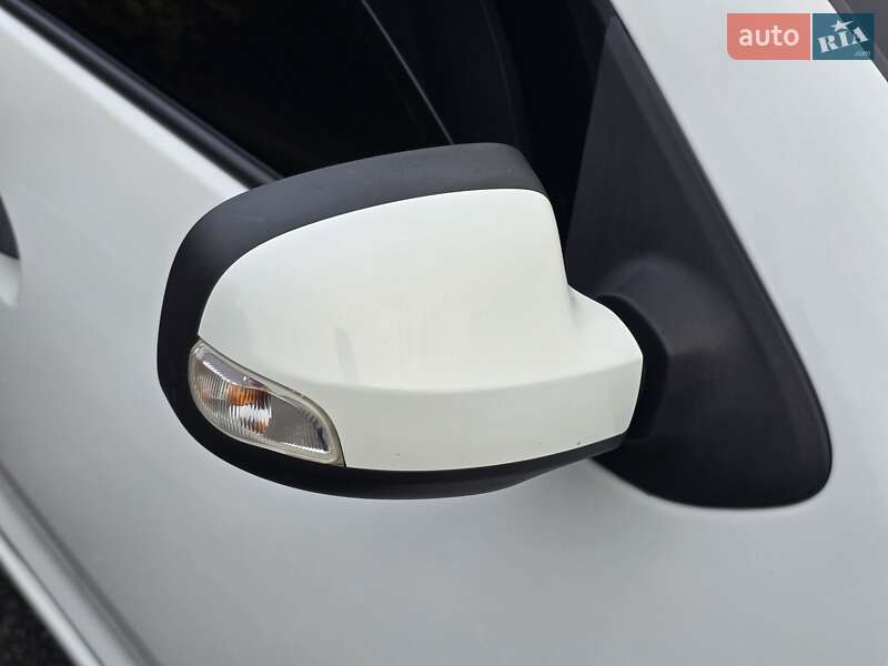 Хэтчбек Renault Sandero 2018 в Хмельницком