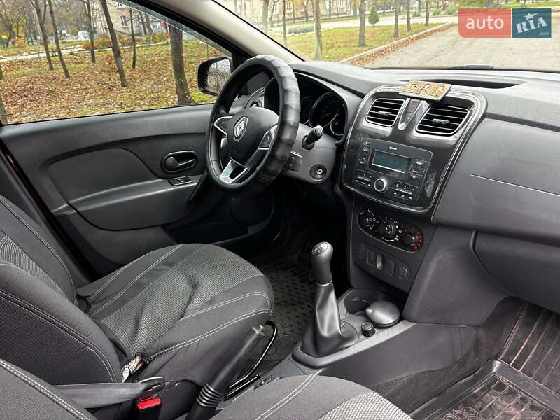 Хэтчбек Renault Sandero 2020 в Запорожье фото 15 Хэтчбек Renault Sandero 2020 в Запорожье