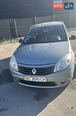 Хэтчбек Renault Sandero 2010 в Львове
