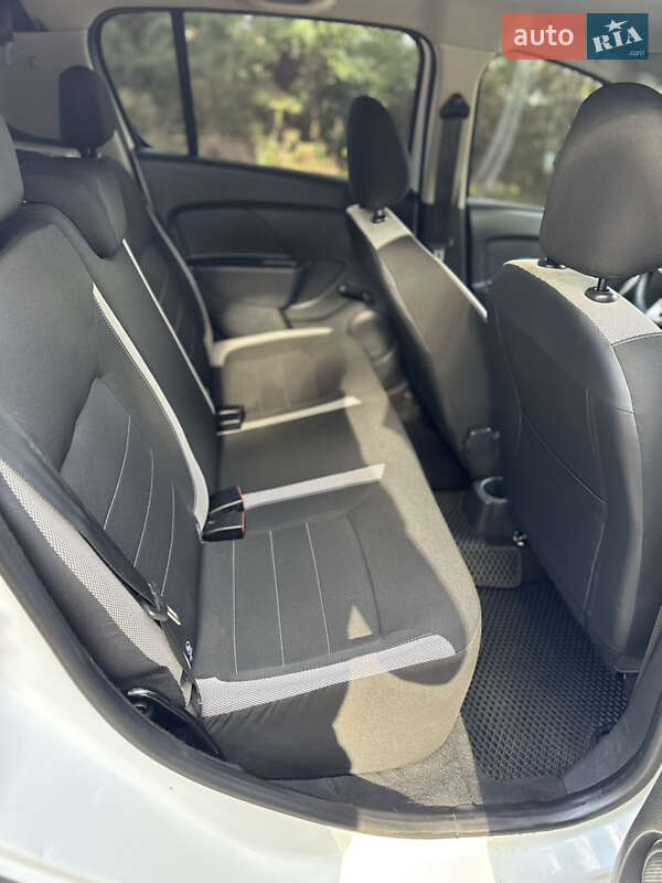 Хэтчбек Renault Sandero 2021 в Виннице