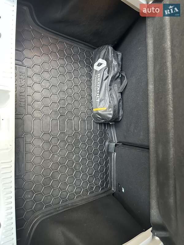 Хэтчбек Renault Sandero 2020 в Кривом Роге фото 10 Хэтчбек Renault Sandero 2020 в Кривом Роге