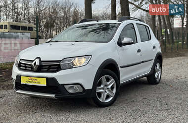 Хэтчбек Renault Sandero 2021 в Умани