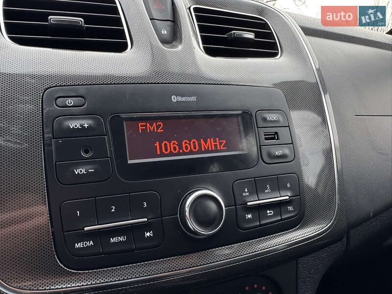 Хэтчбек Renault Sandero 2021 в Умани