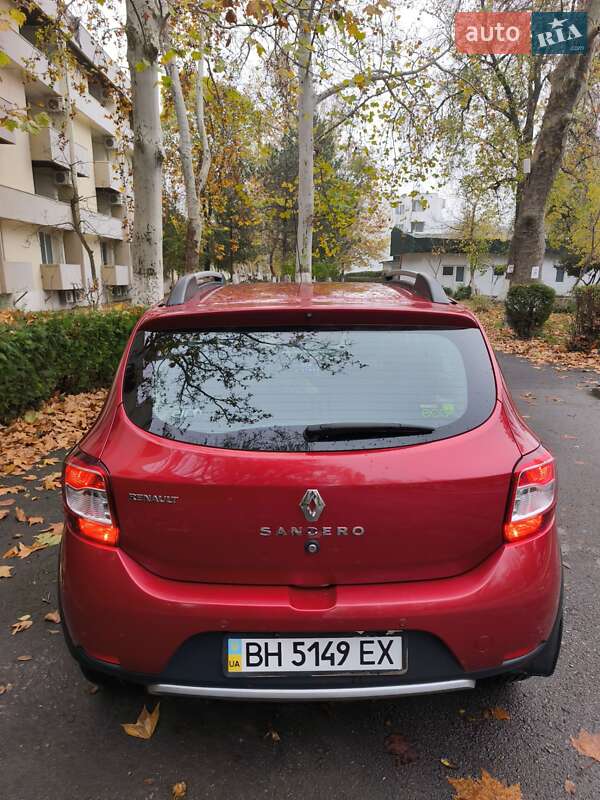 Хэтчбек Renault Sandero 2015 в Одессе