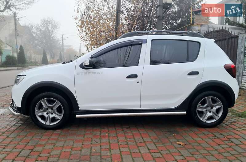 Хэтчбек Renault Sandero 2017 в Одессе фото 3 Хэтчбек Renault Sandero 2017 в Одессе