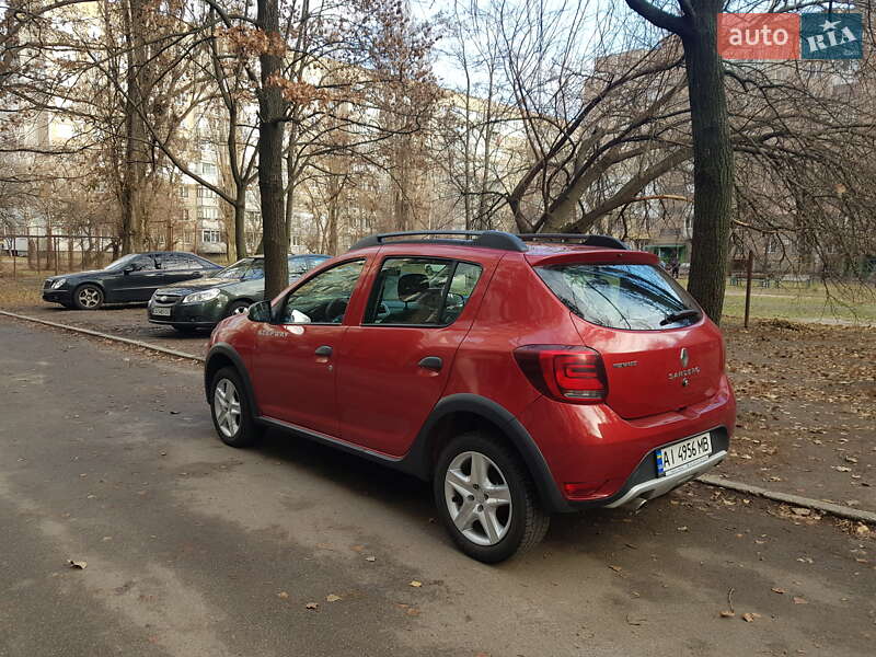 Хетчбек Renault Sandero 2017 в Черкасах