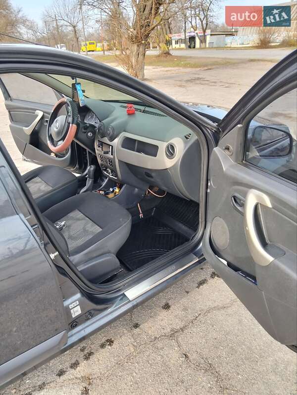 Хетчбек Renault Sandero 2010 в Нікополі